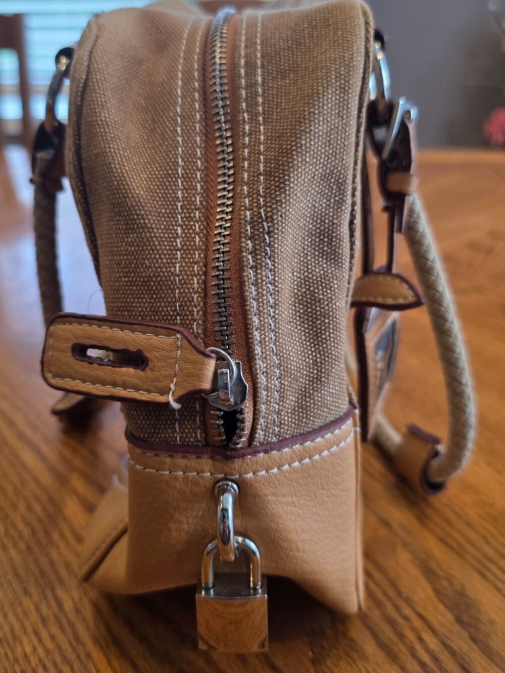 Purse - Picture 4 of 8